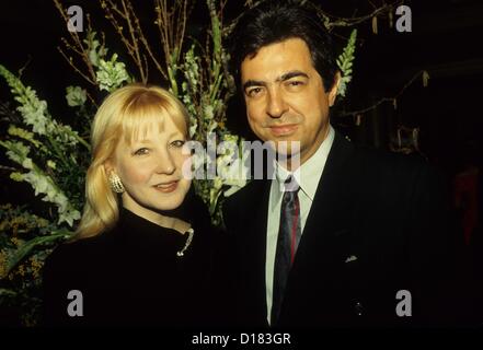 JOE MANTEGNA con la moglie Arlene Vrhel.L2668.(Immagine di credito: © Tom Rodriguez/Globe foto/ZUMAPRESS.com) Foto Stock