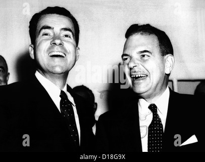 Vice presidente Richard Nixon e ex repubblicano candidato presidenziale, Gov. Thomas Dewey. Dewey visitato Nixon la suite a Foto Stock