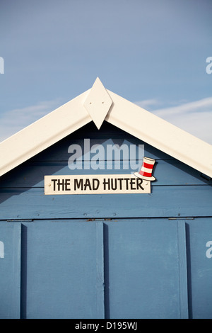 La capanna sulla spiaggia di Mad Hutter dettaglio a Calshot, vicino Southampton, Hampshire Regno Unito nel mese di novembre Foto Stock