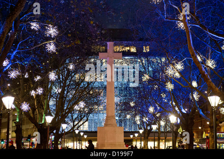 Le luci di Natale al di fuori di Peter Jones, Sloane Square, London, Regno Unito Foto Stock