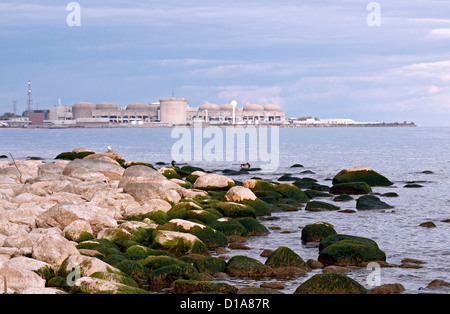 Pickering Nucleare stazione di generazione dal Lago Ontario, Canada Foto Stock