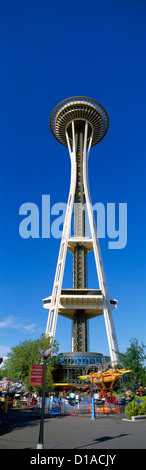 Seattle Space Needle, Washington, Stati Uniti d'America - ristorante girevole in cima alla torre al centro di Seattle - Vista panoramica Foto Stock