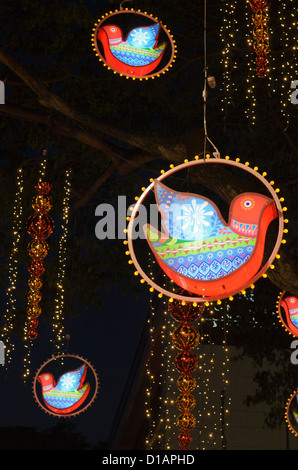 Le decorazioni di Natale lungo la Orchard Rd, Singapore Foto Stock