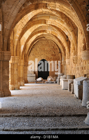 Rodi. Isole Dodecanesi. La Grecia. Il museo archeologico, la Città Vecchia, la città di Rodi. Foto Stock