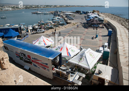 Rally Cipro Skoda UK Motorsport tented area al porto di Paphos Cipro Novembre 2012 Foto Stock