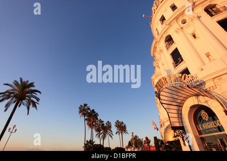 Il Negresco palace hotel sulla Promenade des Anglais di Nizza città Foto Stock