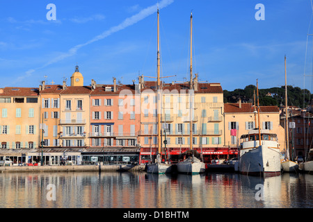 La pittoresca città di Saint Tropez Foto Stock