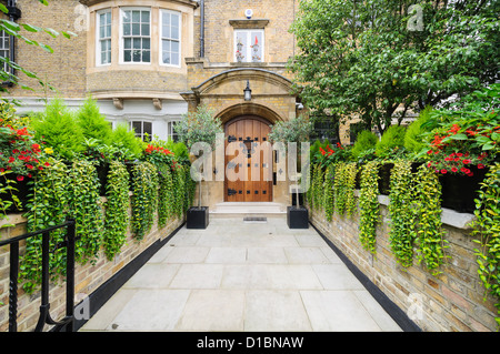 Ricca london mansion entrata. In Inghilterra. Foto Stock