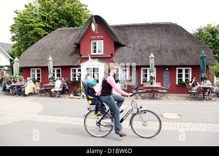 Amrum, nebbia, Germania, isola ristorante brocca e il ciclista Foto Stock