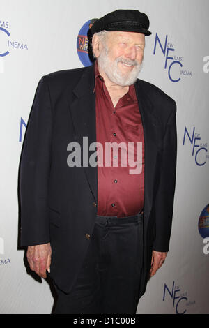 Dic. 13, 2012 - Hollywood, California, Stati Uniti - Ho15563CHW .''Salvataggio di grazia B. Jones " Los Angeles speciale proiezione .ICM Screening Room, Century City, CA .12/13/2012 .THEODORE BIKEL . 2012 (credito Immagine: © Clinton Wallace/Globe foto/ZUMAPRESS.com) Foto Stock