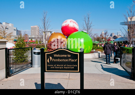 Benvenuto a Pemberton place, casa del mondo la Coca Cola e il Georgia Aquarium, Atlanta, Stati Uniti d'America Foto Stock