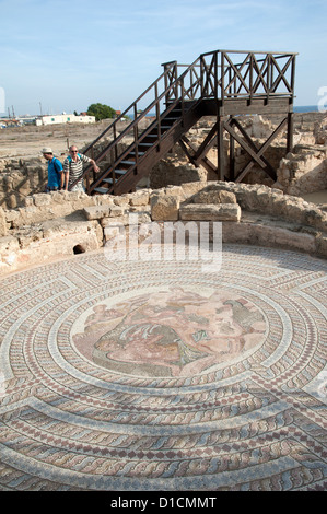 Mosaici di Paphos Teseo e il MINOTAURO mosaico a Pafos Cipro turisti tour storico sito Foto Stock