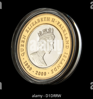 Complementare della British Royal Mint (serie Millennium) £ 2 Isole Falkland .925 commemorative argento Sterling placcato oro 24 carati coin Foto Stock