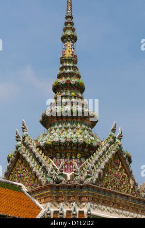 Phra Viharn Yod, Wat Phra Keo Grand Palace di Bangkok Foto Stock