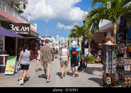 Il centro cittadino di San Miguel, l'isola di Cozumel, Quintana Roo, Messico, America del Nord Foto Stock