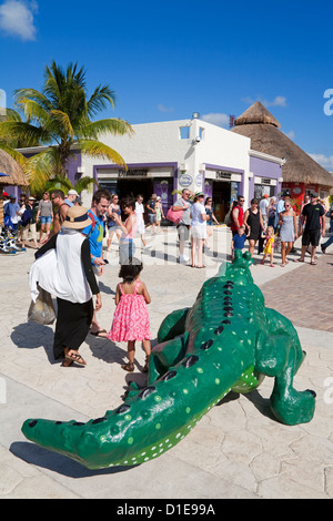 Store in Puerta Maya, Isola di Cozumel, Quintana Roo, Messico, America del Nord Foto Stock