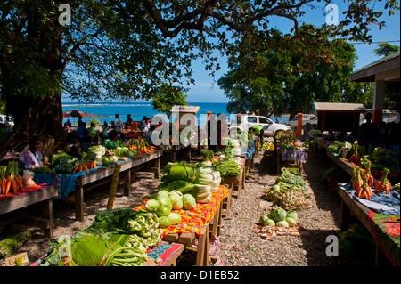 Ortaggi per la vendita al mercato di Lenakel, capitale dell'Isola di Tanna, Vanuatu, South Pacific Pacific Foto Stock