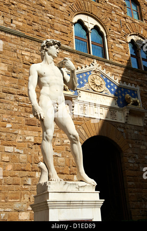 Scultura rinascimentale creato tra il 1501 e il 1504, dall'artista italiano Michelangelo. Palazzo Vecchio , Firenze Foto Stock