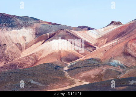 Vulcani nel deserto Siloli, parco nazionale di Eduardo Avaroa, Bolivia. Foto Stock