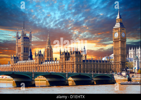 Il Big Ben e il Parlamento al tramonto, Westminster, London Foto Stock