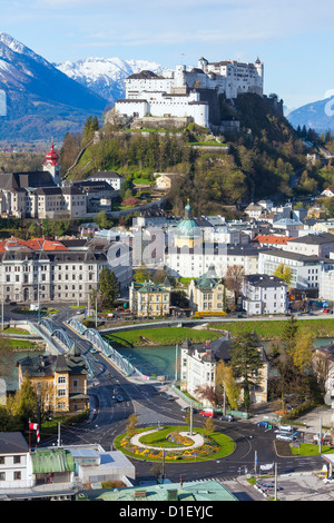 La città vecchia di Salisburgo con Castello Hohensalzburg, Austria Foto Stock