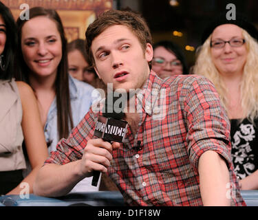 Vincitrice del premio American Idol Phillip Phillips intervista e prestazioni su Canadian music TV show NEW.music.live. Foto Stock