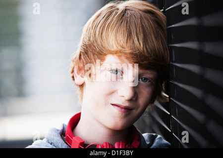 Sorridente redheaded boy, ritratto Foto Stock