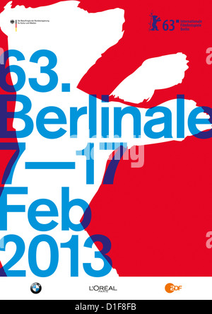 Dispensa - un handout immagine mostra la corrente poster per il prossimo 63Berlinale 2013. Il poster sarà la pubblicità il festival del film a partire dalla metà di gennaio in poi e sarà distribuito nella zona intorno a Potsdamer Platz. Il 63° festival internazionale del cinema di Berlino dispone di registi provenienti da tutto il mondo che si troverà a competere con le loro opere per l'argento e l'Orso d'oro trofei tra il 7 e il 17 febbraio 2012. Foto: BOROS, Agentur für Kommunikation © Internationale Filmfestspiele Berlin Foto Stock