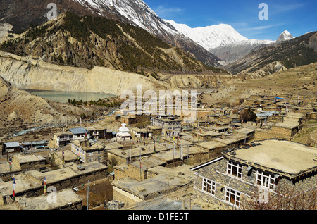 Manang village, Marsyangdi River Valley, Annapurna Area di Conservazione, Gandaki, Regione Occidentale (Pashchimanchal), Nepal, Himalaya Foto Stock