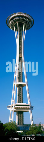 Seattle Space Needle, Washington, Stati Uniti d'America - ristorante girevole in cima alla torre al centro di Seattle - Vista panoramica Foto Stock