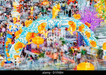 Fiume Hongbao decorazioni per il Capodanno cinese di Marina Bay, Singapore, Sud-est asiatico, in Asia Foto Stock