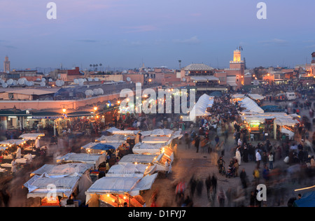 Ristorante le bancarelle, Djemaa el Fna a Marrakech, Marocco, Africa Settentrionale, Africa Foto Stock