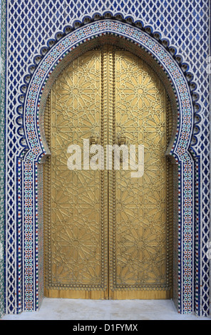 Sportello, Royal Palace cancelli, Fez, in Marocco, Africa Settentrionale, Africa Foto Stock