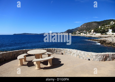 Cap Ferrat penisola, sentiero costiero, Cap d'Ail, Provenza, Cote d'Azur, Riviera Francese, Mediterraneo, Francia, Europa Foto Stock