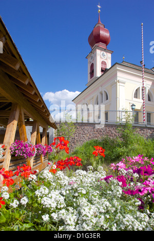 Grande Chiesa, Ortisei Val Gardena, Provincia Autonoma di Bolzano, Trentino-Alto Adige, Dolomiti italiane, Italia, Europa Foto Stock