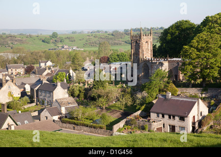 Hartington villaggio e chiesa, Peak District, Derbyshire, England, Regno Unito, Europa Foto Stock