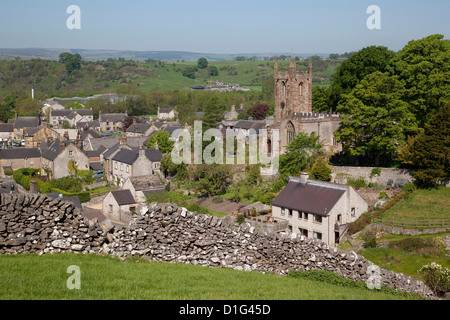 Hartington villaggio e chiesa, Peak District, Derbyshire, England, Regno Unito, Europa Foto Stock