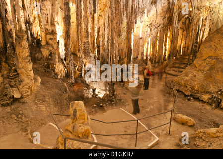 All'interno delle grotte d'Arta, Llevant, Maiorca, isole Baleari, Spagna, Europa Foto Stock