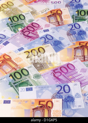 Denaro Euro banconote diverse confessioni close up . Foto Stock