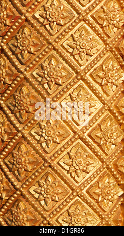 Stile tradizionale Thai pittura sul tempio della parete Foto Stock