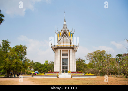 Monumento in memoria in corrispondenza dei campi di sterminio in Phnom Penh Cambogia, Indocina, Asia sud-orientale, Asia Foto Stock