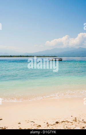 Tradizionale imbarcazione indonesiana, Gili Meno, isole Gili, Indonesia, Asia sud-orientale, Asia Foto Stock