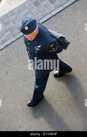 Ricreazione 1940's Royal Air Force sergente di Volo tecnico di aria Foto Stock