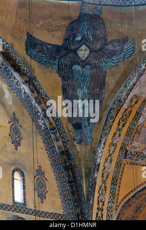 Hagia Sophia è un ex ortodossi basilica patriarcale, più tardi una moschea, e oggi sede di un museo di Istanbul, Turchia. Foto Stock