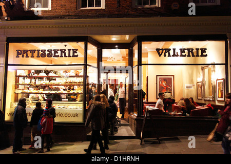 Una Patisserie Valerie café di Lincoln, England, Regno Unito Foto Stock