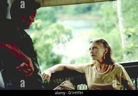 Apocalypse Now Redux Apocalypse Now Redux Martin Sheen, Aurore Clement capitano Willard (Martin Sheen), Roxanne Sarault Foto Stock