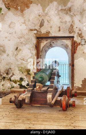 Il cannone al Castillo San Felipe del Morro, San Juan National Historic Site, un parco nazionale nella vecchia San Juan, Puerto Rico Foto Stock