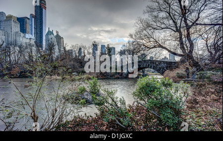 Gapstow Bridge è una delle icone del Central Park di Manhattan a New York City Foto Stock