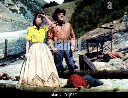 Der Geier Von Arizona Barricade Ruth Roman, Dane Clark Judith Burns (Ruth Roman) und Bob Peters (Dane Clark) flohen vor beide Foto Stock