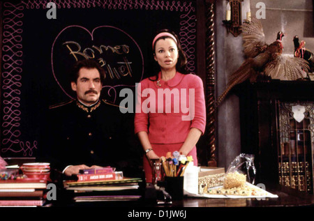 Mein Liebling, Der Tyrann estetista bestia Timothy Dalton, Fran Drescher Boris Pochenko (Timothy Dalton) stutzt doch etwas Foto Stock